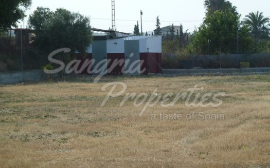 Rustic Land in San Miguel de Salinas with horse stables and business potential