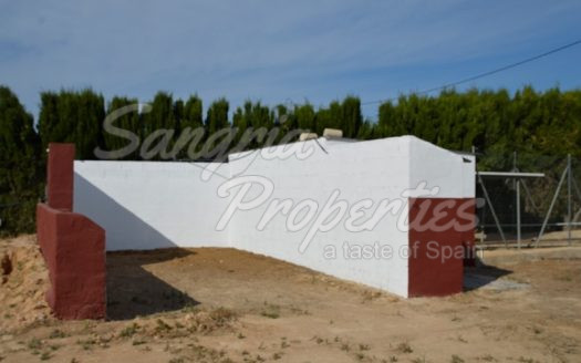 Rustic Land in San Miguel de Salinas with horse stables and business potential
