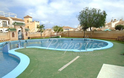 Playa Flamenca, Detached House