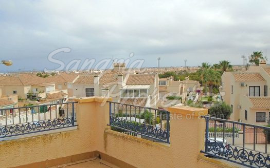 Playa Flamenca, Detached House