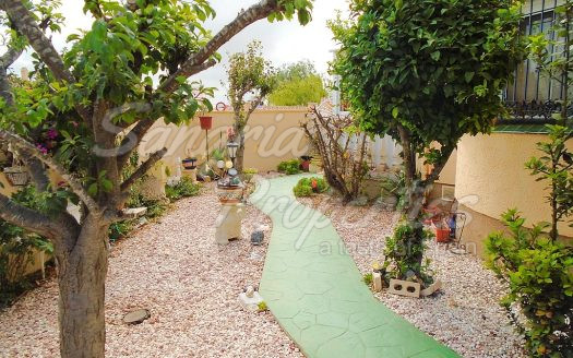 Playa Flamenca, Detached House