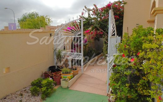 Playa Flamenca, Detached House