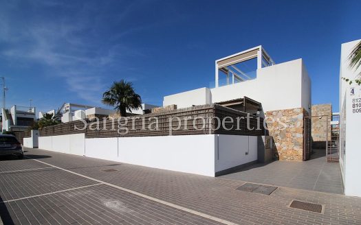 Lomas de Cabo Roig, Detached Villa
