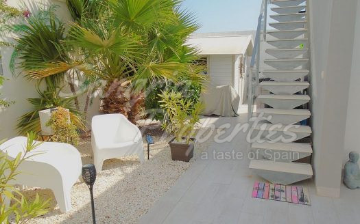 El Chaparral Detached Villa with pool
