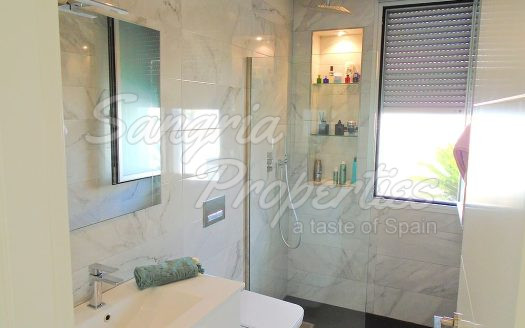 El Chaparral Detached Villa with pool