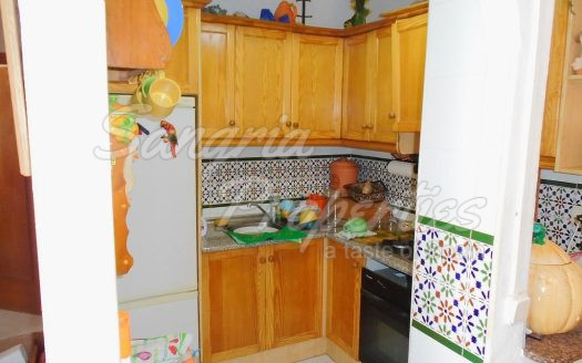 La Florida Bungalow with 2 Bedrooms, 1 Bathroom, Garden and Solarium