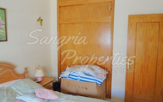 La Florida Bungalow with 2 Bedrooms, 1 Bathroom, Garden and Solarium