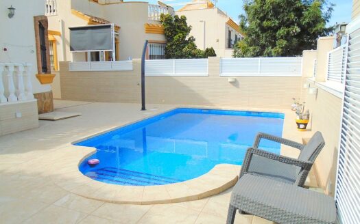 Pilar de la Horadada Detached Villa with Private Pool