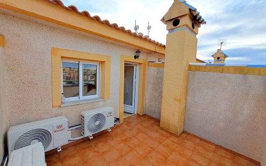 Las Chismosas Terrace House with 3 Bedrooms 2.5 Bathrooms