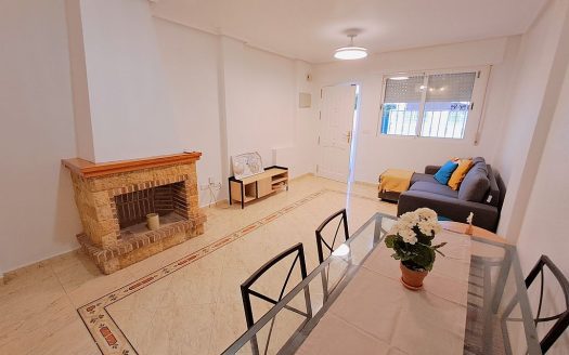 Las Chismosas Terrace House with 3 Bedrooms 2.5 Bathrooms