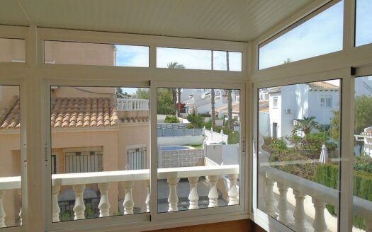 Villamartin Detached 3 Bedroom 2 Bathroom Townhouse