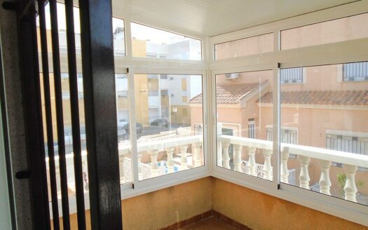 Villamartin Detached 3 Bedroom 2 Bathroom Townhouse