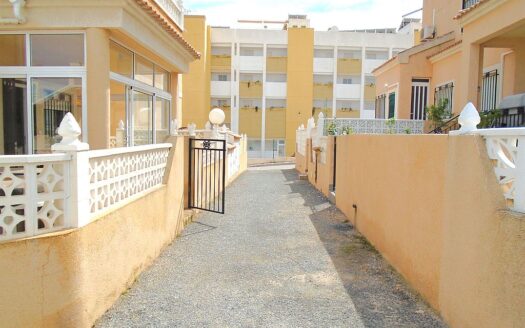 Villamartin Detached 3 Bedroom 2 Bathroom Townhouse