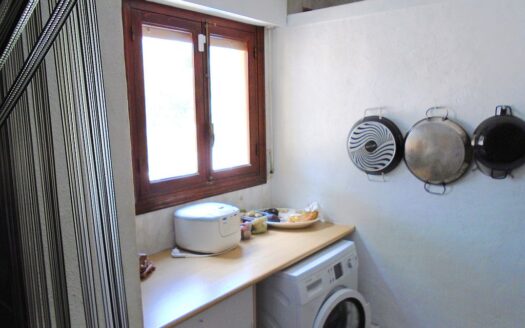 Detached Villa in Las Filipinas