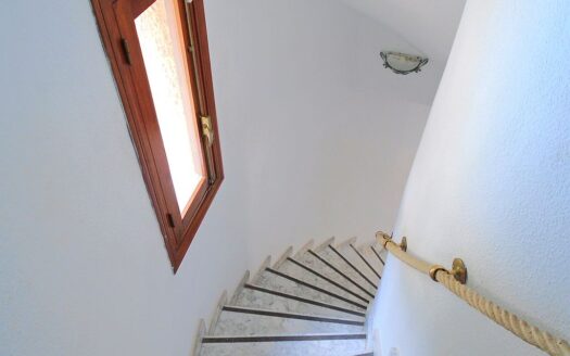 Detached Villa in Las Filipinas