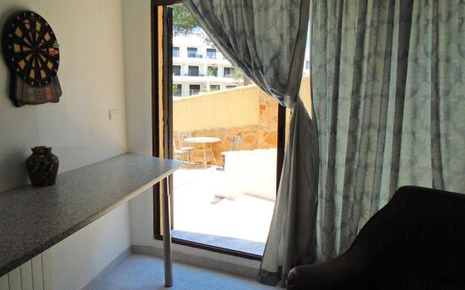 Detached Villa in Las Filipinas