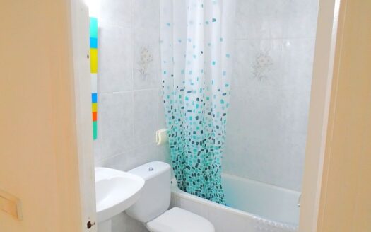 Detached Villa in Las Filipinas