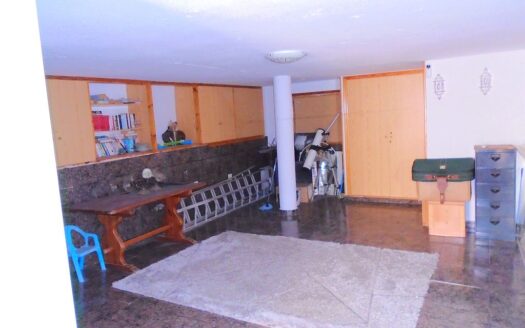 Detached Villa in Las Filipinas