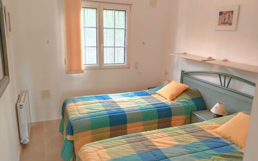 Villamartin Townhouse with 3 Bedrooms 2 Bathrooms