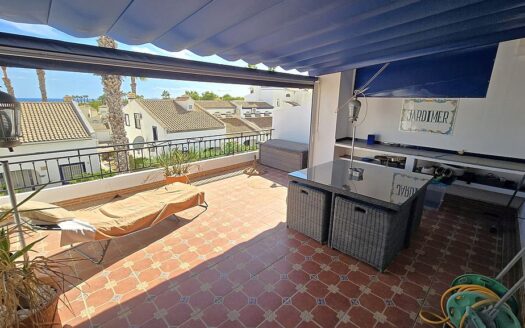 Villamartin Terraced Townhouse with 3 Bedroom 2 Bathrooms