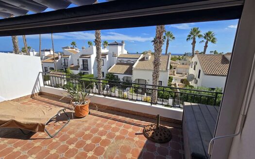 Villamartin Terraced Townhouse with 3 Bedroom 2 Bathrooms