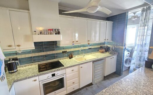 Villamartin Terraced Townhouse with 3 Bedroom 2 Bathrooms