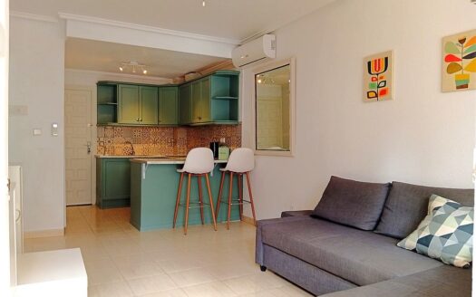 Ground Floor Apartment in La Florida close to bars and restaurants