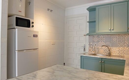 Ground Floor Apartment in La Florida close to bars and restaurants