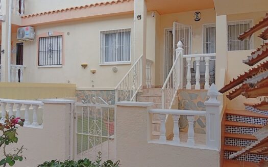 Ground Floor Apartment in La Florida close to bars and restaurants