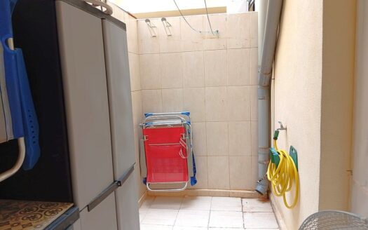 Ground Floor Apartment in La Florida close to bars and restaurants