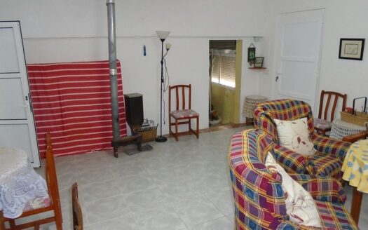 Large House and Bar with huge potential in San Miguel de Salinas
