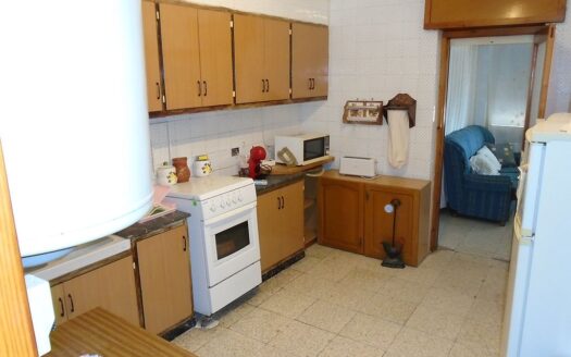 Large House and Bar with huge potential in San Miguel de Salinas