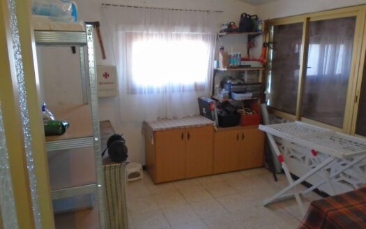 Large House and Bar with huge potential in San Miguel de Salinas