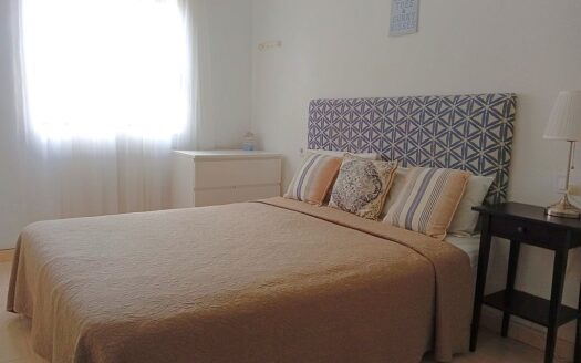 Ground Floor Apartment in La Florida close to bars and restaurants