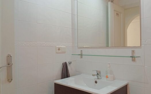 Ground Floor Apartment in La Florida close to bars and restaurants