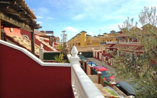 Large Villamartin Townhouse in Pau26 in great condition 3 Bedrooms 2.5 Bathrooms