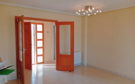 Pinoso Finca with Pool, 4 Bedrooms, 2.5 Bathrooms, Country Views