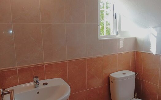 Pinoso Finca with Pool, 4 Bedrooms, 2.5 Bathrooms, Country Views