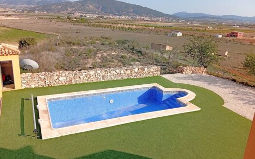 Pinoso Finca with Pool, 4 Bedrooms, 2.5 Bathrooms, Country Views