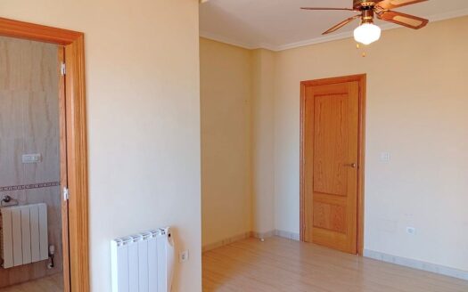 Pinoso Finca with Pool, 4 Bedrooms, 2.5 Bathrooms, Country Views