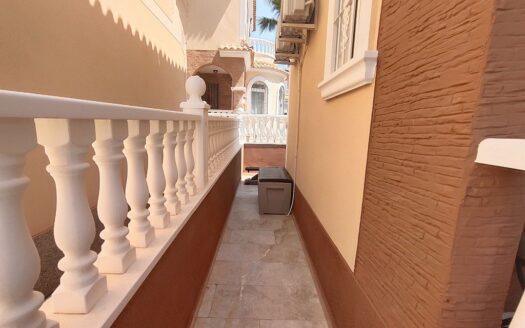 Detached Villamartin House 3 Bedrooms 1.5 Bathrooms