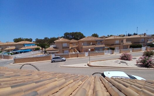 FOR RENT Los Altos Detached Bungalow 2 Bed 1 Bath