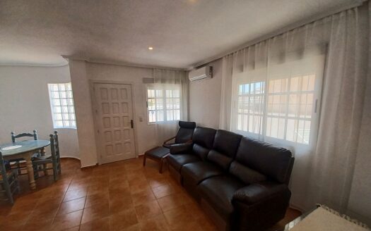 FOR RENT Los Altos Detached Bungalow 2 Bed 1 Bath