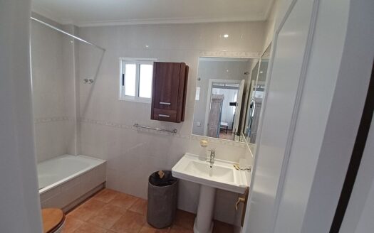 FOR RENT Los Altos Detached Bungalow 2 Bed 1 Bath
