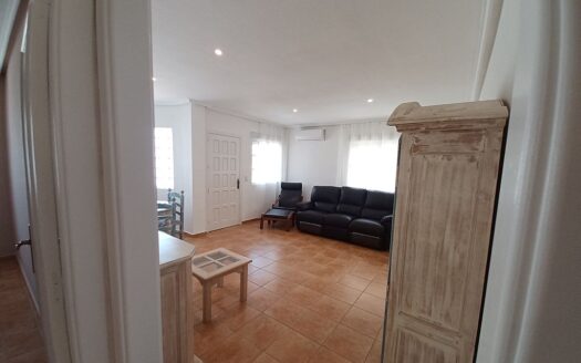 FOR RENT Los Altos Detached Bungalow 2 Bed 1 Bath