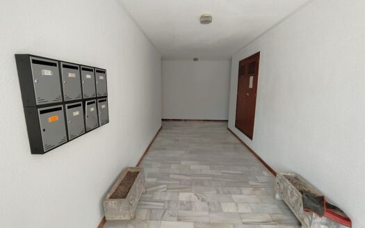 Large Jacarilla Apartment – 3 Bed – 2 Bath