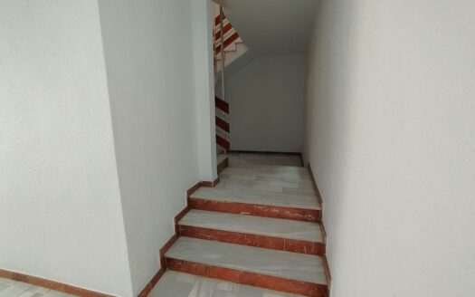 Large Jacarilla Apartment – 3 Bed – 2 Bath