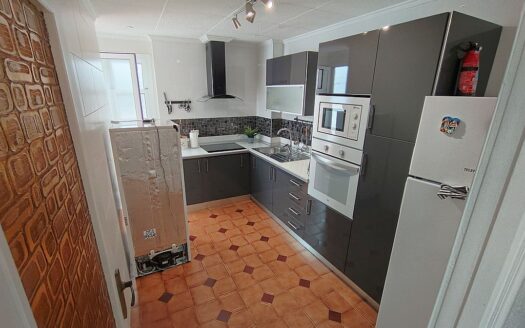Large Jacarilla Apartment – 3 Bed – 2 Bath