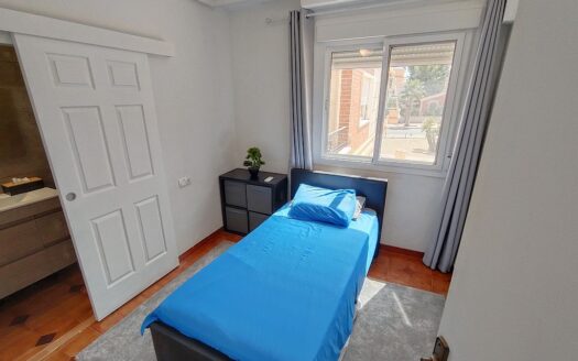 Large Jacarilla Apartment – 3 Bed – 2 Bath