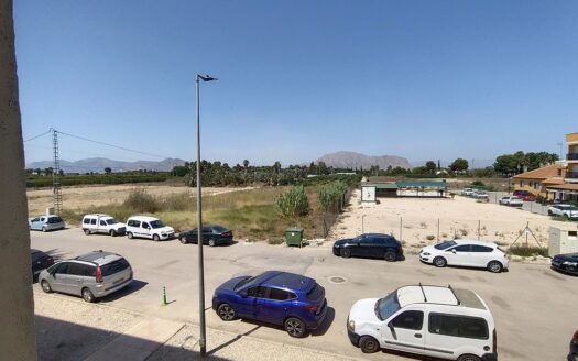 Large Jacarilla Apartment – 3 Bed – 2 Bath